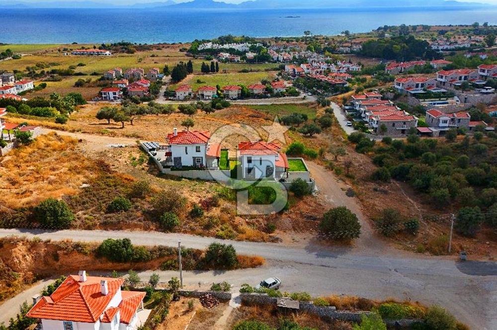 Datça Burgaz'da Satılık 550 m² İmarlı Arsa - Köşe Parsel