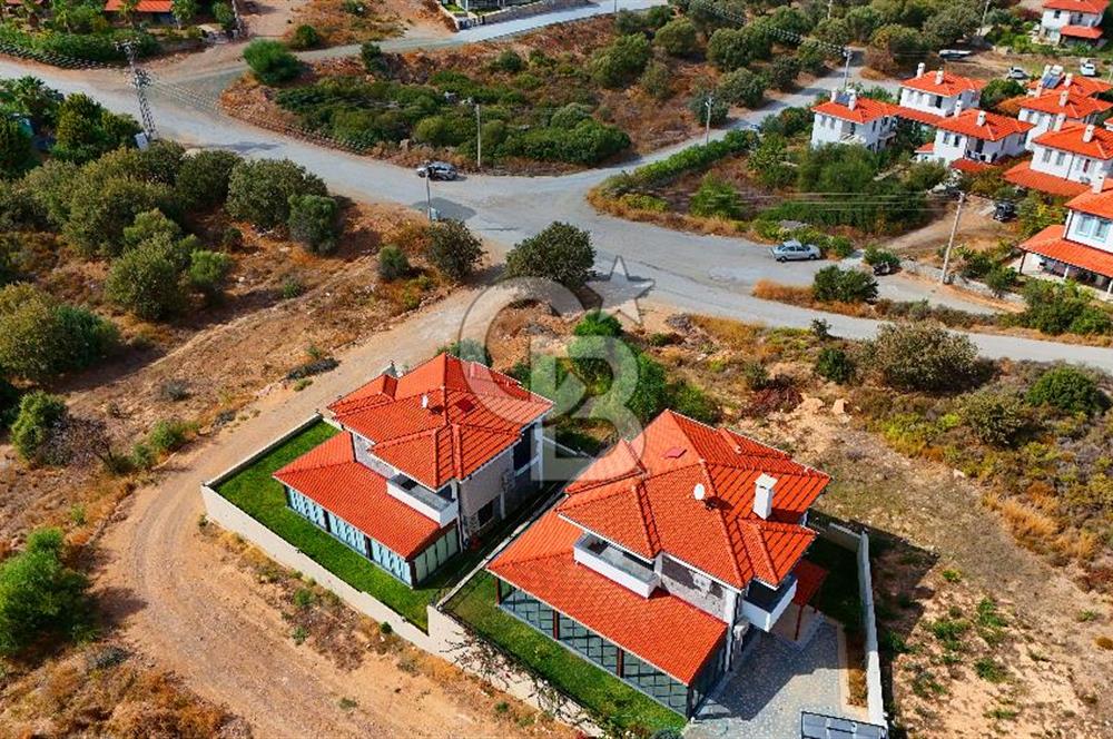 Datça Burgaz'da Satılık 550 m² İmarlı Arsa - Köşe Parsel
