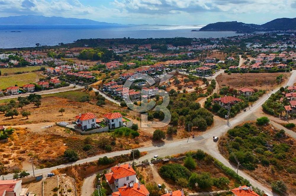 Datça Burgaz'da Satılık 550 m² İmarlı Arsa - Köşe Parsel