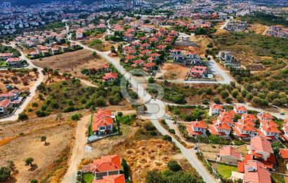 Datça Burgaz'da Satılık 550 m² İmarlı Arsa - Köşe Parsel