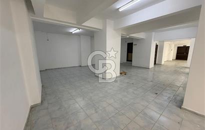Küçükçekmece İnönü'de, Otoparklı, 1.000m2, Komple Kiralık Bina