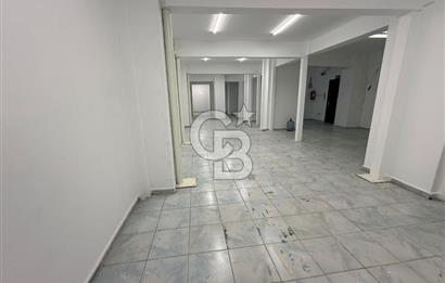 Küçükçekmece İnönü'de, Otoparklı, 1.000m2, Komple Kiralık Bina