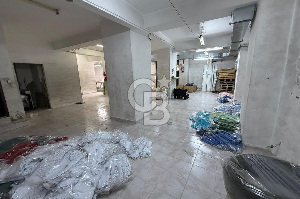 Küçükçekmece İnönü'de, Otoparklı, 1.000m2, Komple Kiralık Bina