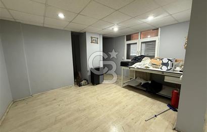 Küçükçekmece İnönü'de, Otoparklı, 1.000m2, Komple Kiralık Bina