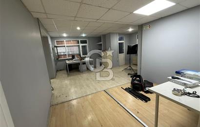 Küçükçekmece İnönü'de, Otoparklı, 1.000m2, Komple Kiralık Bina