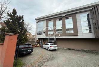 Küçükçekmece İnönü'de, Otoparklı, 1.000m2, Komple Kiralık Bina