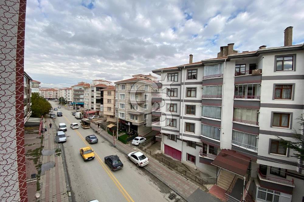 Çubuk Cumhuriyet Mah.Mehmet Akif Ersoy Caddesi Üzerinde Asansörlü 3+1 Satılık Daire