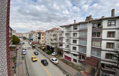 Çubuk Cumhuriyet Mah.Mehmet Akif Ersoy Caddesi Üzerinde Asansörlü 3+1 Satılık Daire