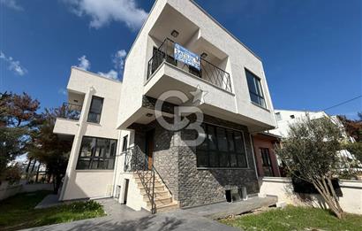 ÇANAKKALE GÜZELYALI 7.SOKAK'TA 4+1 İKİZ SIFIR VİLLALAR