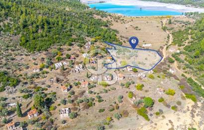 CB MARİNA'DAN KAPUBAĞ'DA GÖL MANZARALI SATILIK KARGİR EV VE TARLA