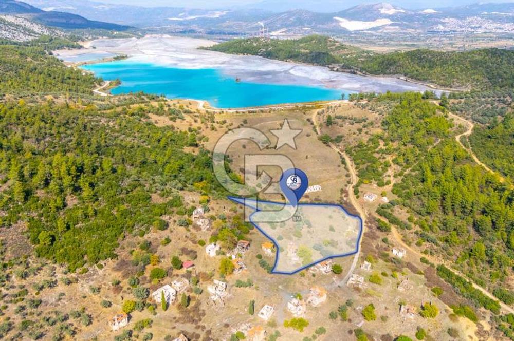 CB MARİNA'DAN KAPUBAĞ'DA GÖL MANZARALI SATILIK KARGİR EV VE TARLA