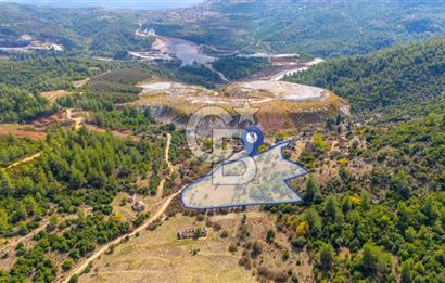 CB MARİNA'DAN KAPUBAĞ'DA GÖL MANZARALI SATILIK KARGİR EV VE TARLA