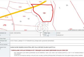 ÇANAKKALE ÇAN BAHADIRLI KÖYÜNDE, 110 M2 KÖYİÇİ İMARLI TOPLAM 2300M2 SATILIK TARLA