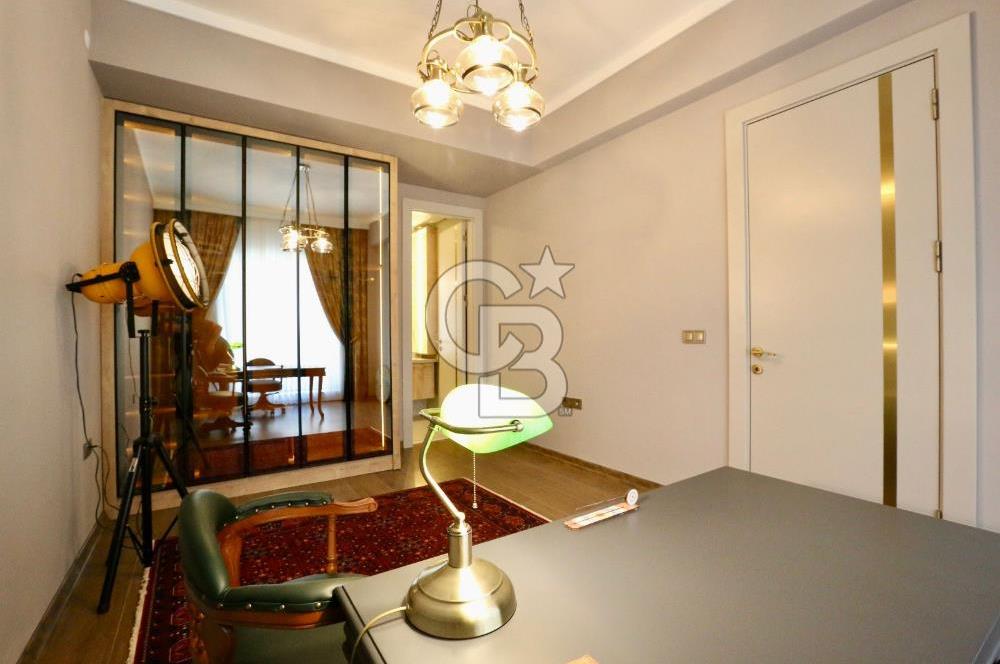 SİTE İÇNDE LÜX YAPILI 7/24 GÜVENLİK GENİŞ BAHÇE ALANLI 5+2 VİLLA