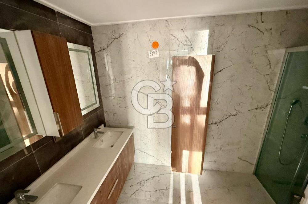 SİTE İÇİNDE İSKANLI OTURUMA HAZIR ÖNÜ AÇIK LÜX YAPILI FIRSAT 3+1