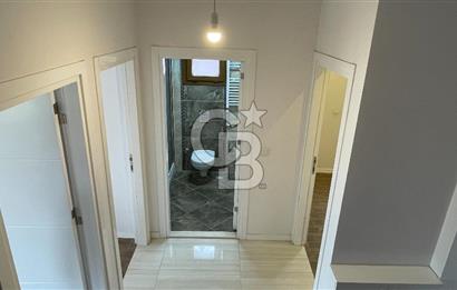 Urla Atatürk Mahallesinde Geniş Bahçeli Satılık 6+1 Villa