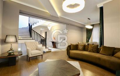 SİTE İÇNDE LÜX YAPILI 7/24 GÜVENLİK GENİŞ BAHÇE ALANLI 5+2 VİLLA