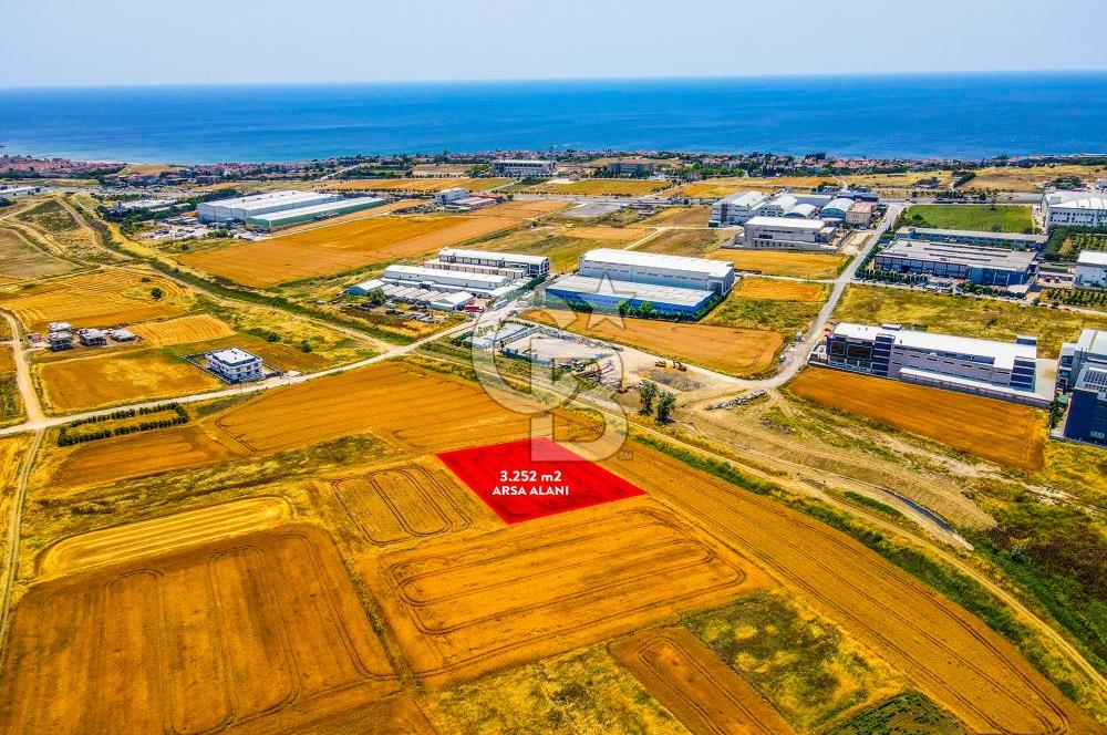 SİLİVRİ SELİMPAŞA KÖŞE PARSEL DENİZ MANZARALI ÖNÜ PARK