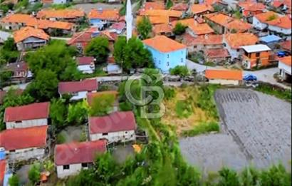 Balıkesir/Dursunbey "Yassıören'de"2644m2 köy dibinde süper arazi