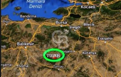 Balıkesir/Dursunbey "Yassıören'de"2644m2 köy dibinde süper arazi