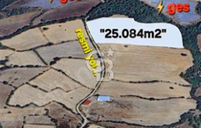 LAPSEKİ KÖPRÜ GÜZERGAHI"DONDURMA KÖYÜ'NDE"25 DÖNÜM SÜPER ARAZİ.