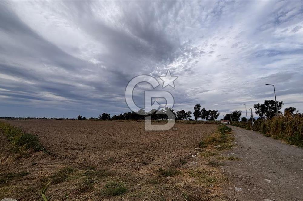 Çiğli Kaklıç ‘ta Satılık İmar Sınırında Tarla