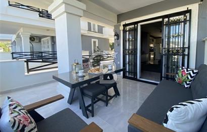 Akbükün Kalbinde,Üç Manzarayı Bir Arada Sunan 2+1 Satılık Daire