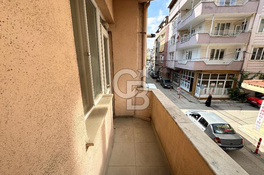 BALIKESİR KAYABEY MH.BAĞLAR SOKAĞI YANI KÖŞE 2+1 NET 95m² DAİRE