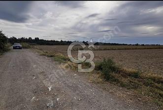 Çiğli Kaklıç ‘ta Satılık İmar Sınırında Tarla