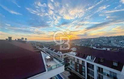 KAVAKLI MH ŞEHRİ BEYAZ 2 SİTESİNDE SATILIK 5+1 