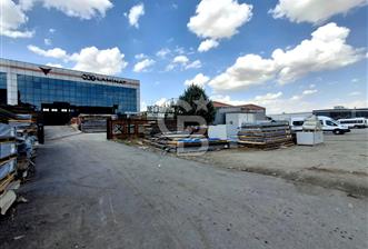 AKYURT 1.750 M2 KAPALI ALANLI FABRİKA BİNASI