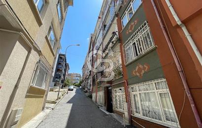 Zeynep Kamil' de Merkeze Yakın 2+1 80 m2 Satılık Daire