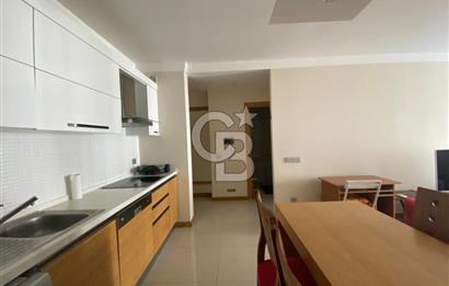 İZMİR Mavişehir MODERN 1'de HAVUZ CEPHE 1+1 EŞYALI KİRALIK DAİRE