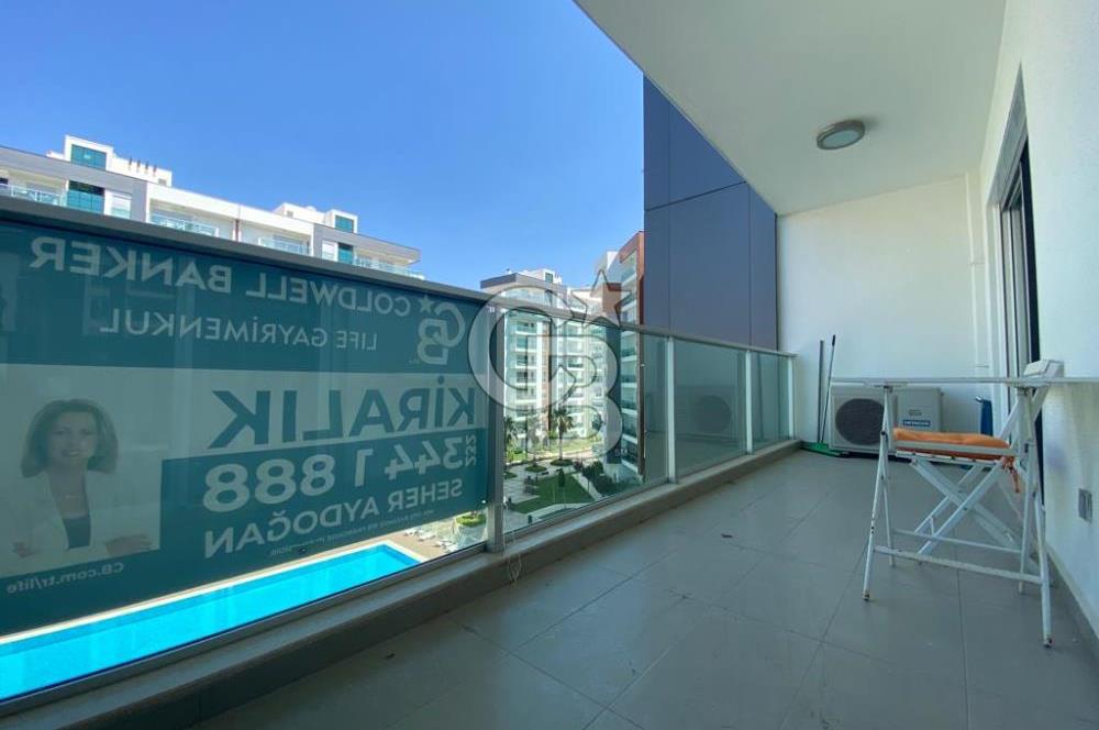 İZMİR Mavişehir MODERN 1'de HAVUZ CEPHE 1+1 EŞYALI KİRALIK DAİRE