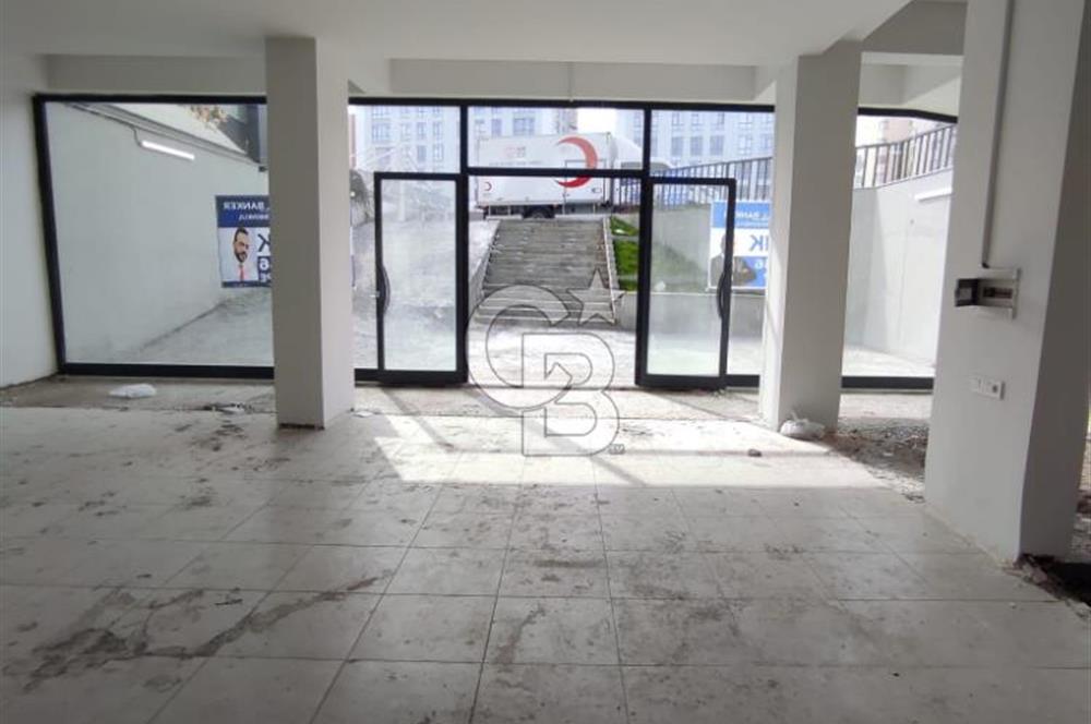 ŞİLE YOLU ÜZERİNDE MUHTEŞEM KONUM GENİŞ FIRSAT KİRALIK DÜKKAN
