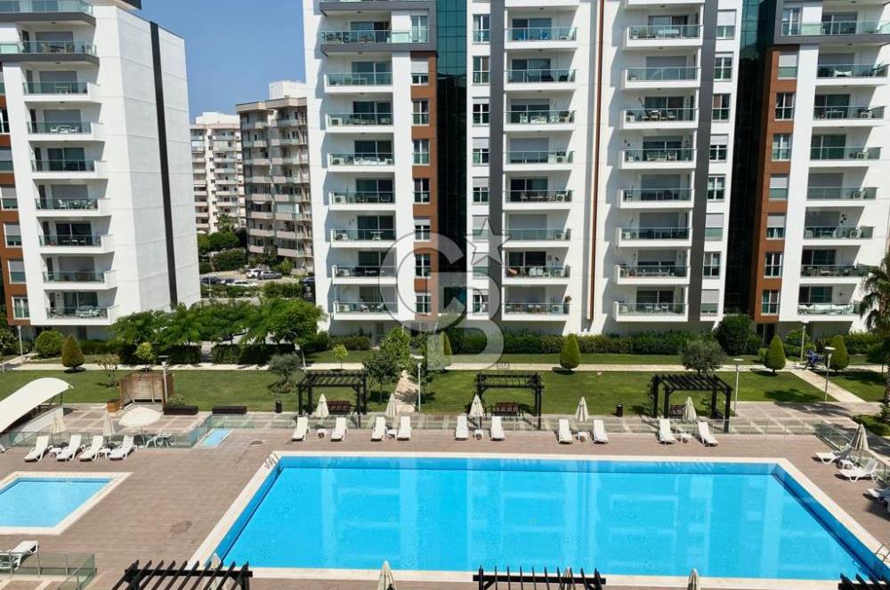 İZMİR Mavişehir MODERN 1'de HAVUZ CEPHE 1+1 EŞYALI KİRALIK DAİRE