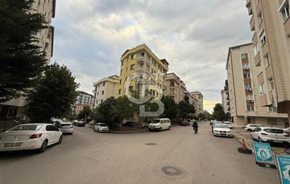 Kartal Petrol-İş Mahallesinde Önü Açık Ferah 2+1 Daire