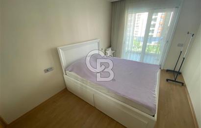 İZMİR Mavişehir MODERN 1'de HAVUZ CEPHE 1+1 EŞYALI KİRALIK DAİRE