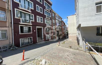 Zeynep Kamil' de Merkeze Yakın 2+1 80 m2 Satılık Daire