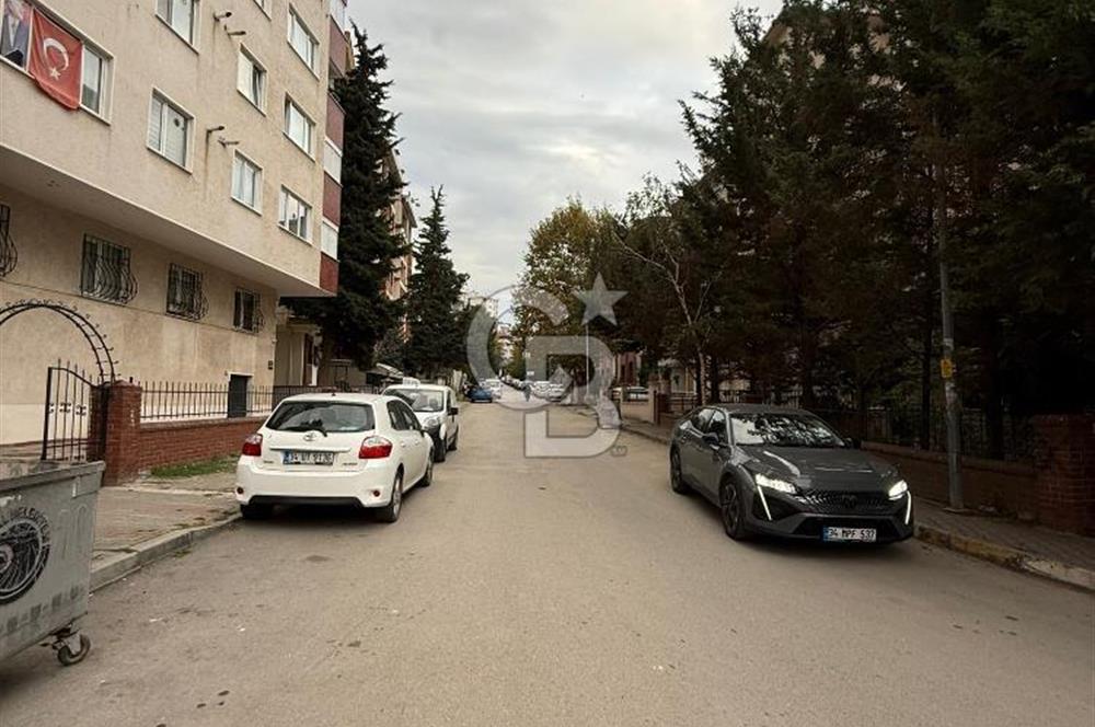 Kartal Petrol-İş Mahallesinde Önü Açık Ferah 2+1 Daire