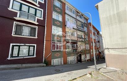 Zeynep Kamil' de Merkeze Yakın 2+1 80 m2 Satılık Daire