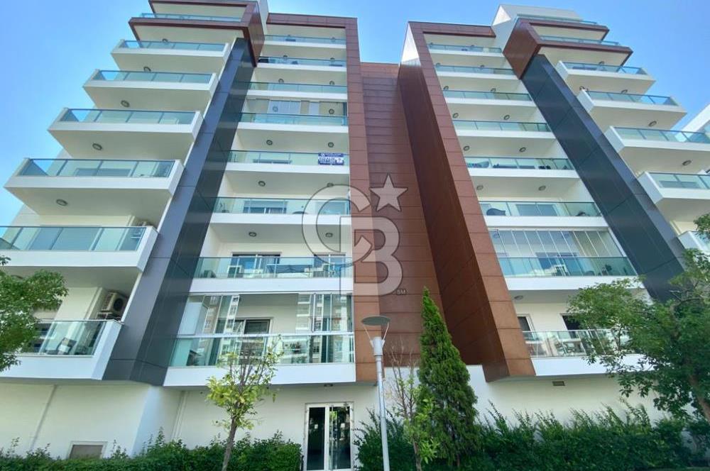 İZMİR Mavişehir MODERN 1'de HAVUZ CEPHE 1+1 EŞYALI KİRALIK DAİRE