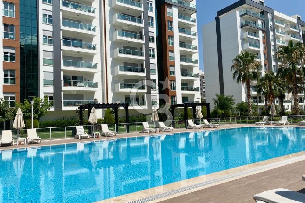İZMİR Mavişehir MODERN 1'de HAVUZ CEPHE 1+1 EŞYALI KİRALIK DAİRE