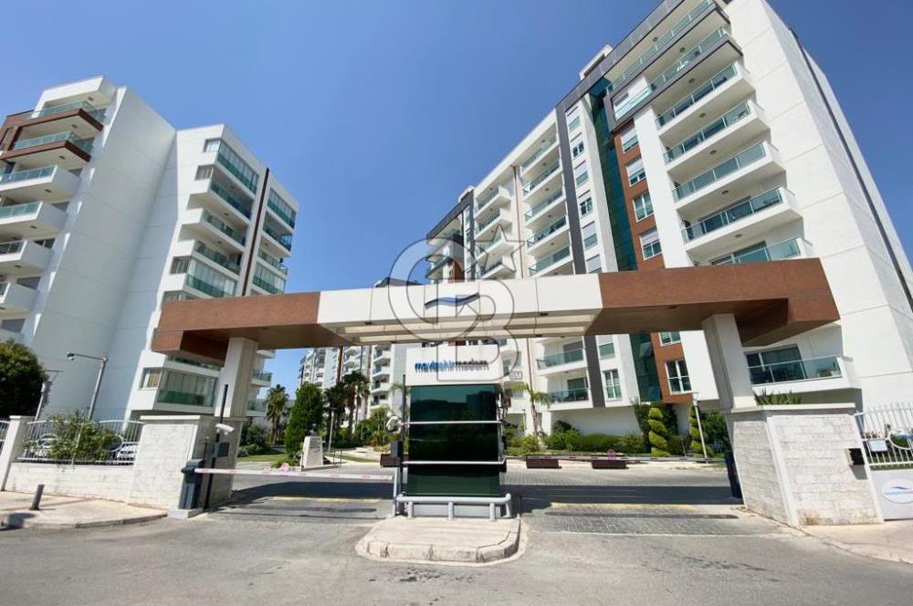 İZMİR Mavişehir MODERN 1'de HAVUZ CEPHE 1+1 EŞYALI KİRALIK DAİRE