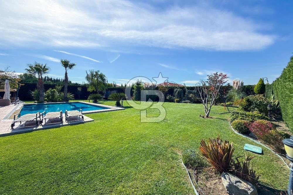 Pelican Hill Batı Mahalde Göl Manzaralı Köşe Konumlu Villa