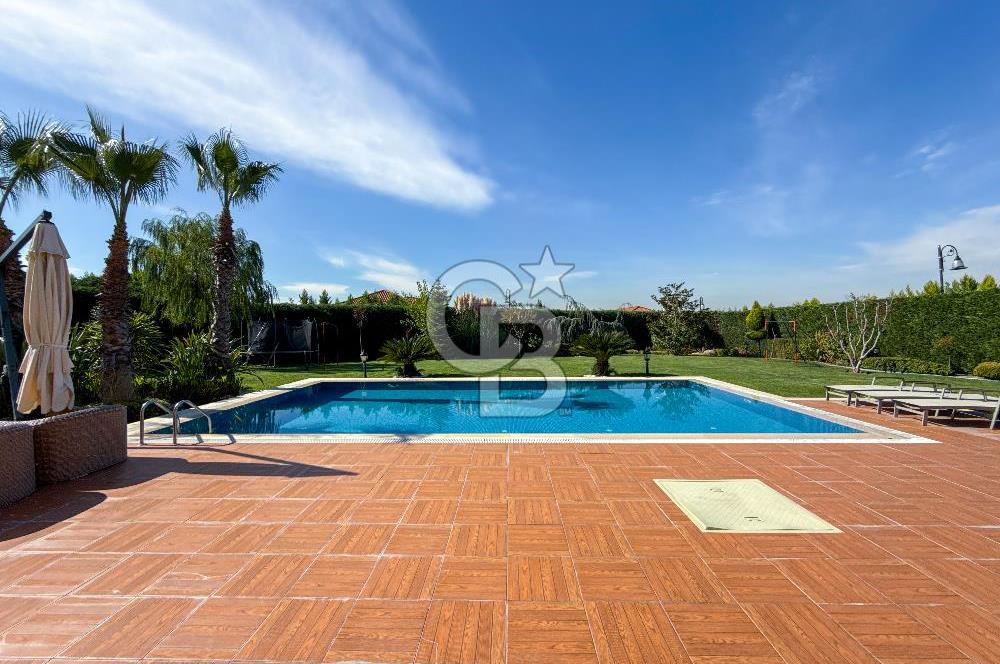 Pelican Hill Batı Mahalde Göl Manzaralı Köşe Konumlu Villa