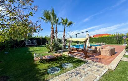 Pelican Hill Batı Mahalde Göl Manzaralı Köşe Konumlu Villa