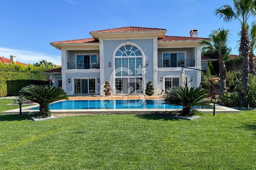 Pelican Hill Batı Mahalde Göl Manzaralı Köşe Konumlu Villa