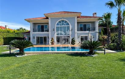 Pelican Hill Batı Mahalde Göl Manzaralı Köşe Konumlu Villa