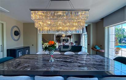 Pelican Hill Batı Mahalde Göl Manzaralı Köşe Konumlu Villa